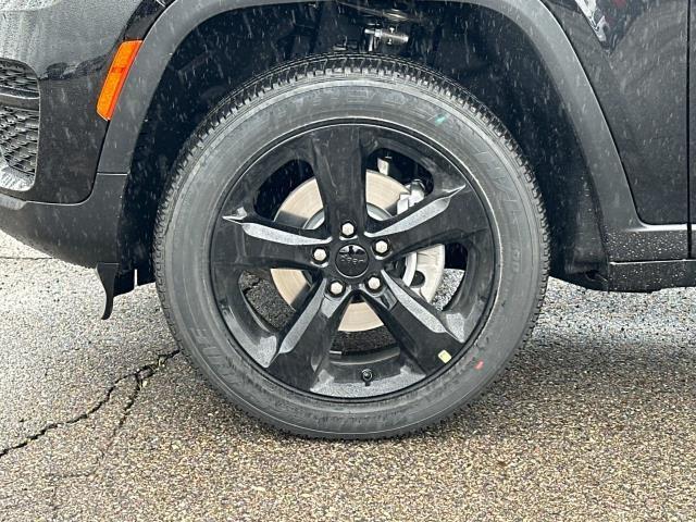 new 2025 Jeep Grand Cherokee car, priced at $47,063
