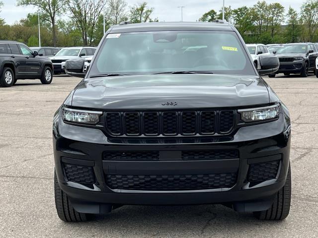 new 2024 Jeep Grand Cherokee L car, priced at $49,354