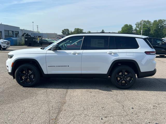 new 2024 Jeep Grand Cherokee L car, priced at $48,818