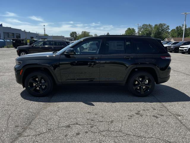 new 2024 Jeep Grand Cherokee L car, priced at $49,354