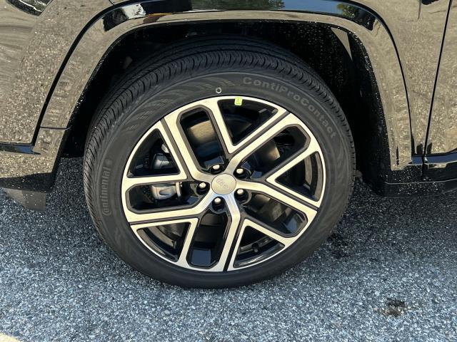 new 2024 Jeep Compass car, priced at $41,985