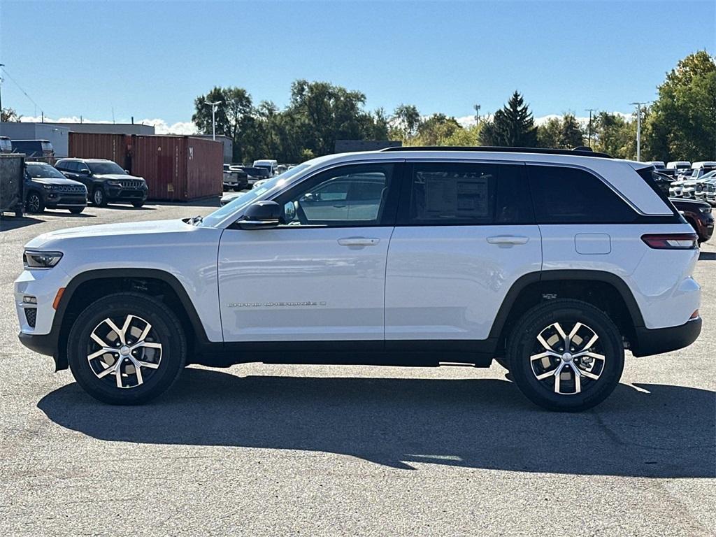 new 2025 Jeep Grand Cherokee car, priced at $46,331