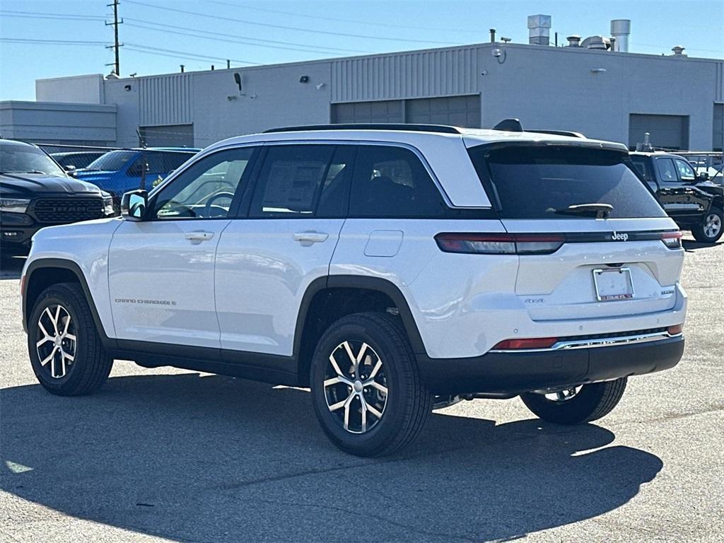 new 2025 Jeep Grand Cherokee car, priced at $46,331