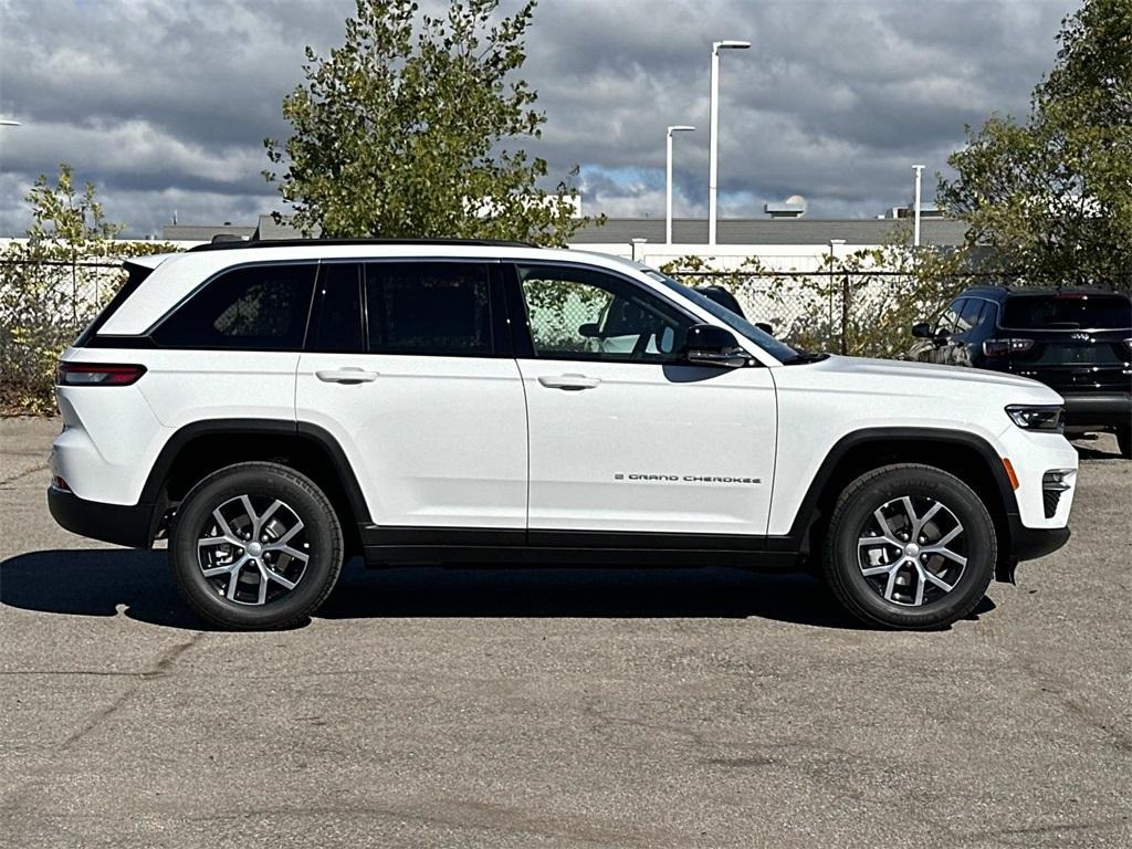 new 2025 Jeep Grand Cherokee car, priced at $46,331