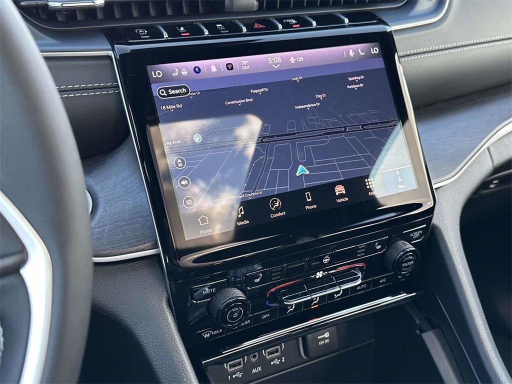 new 2025 Jeep Grand Cherokee car, priced at $51,583