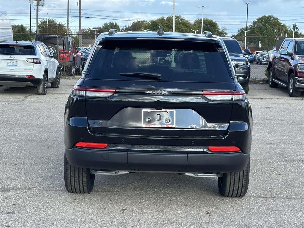new 2025 Jeep Grand Cherokee car, priced at $51,583