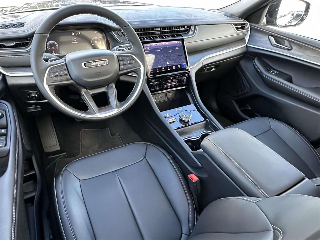 new 2025 Jeep Grand Cherokee car, priced at $51,583