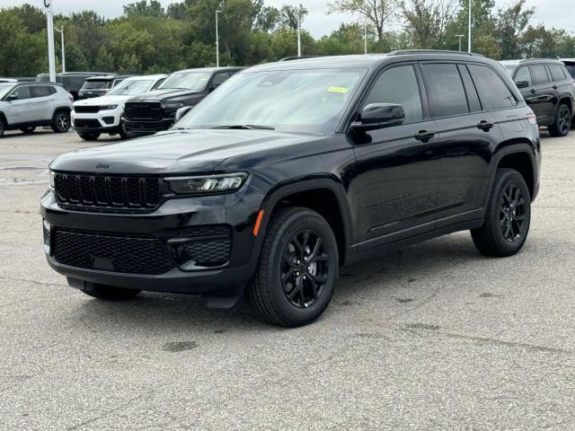 new 2024 Jeep Grand Cherokee car, priced at $46,364