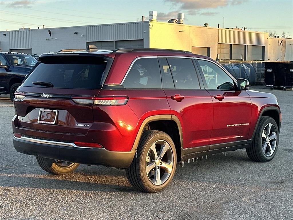 new 2025 Jeep Grand Cherokee car, priced at $51,493