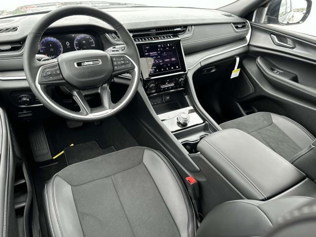 new 2025 Jeep Grand Cherokee L car, priced at $49,023