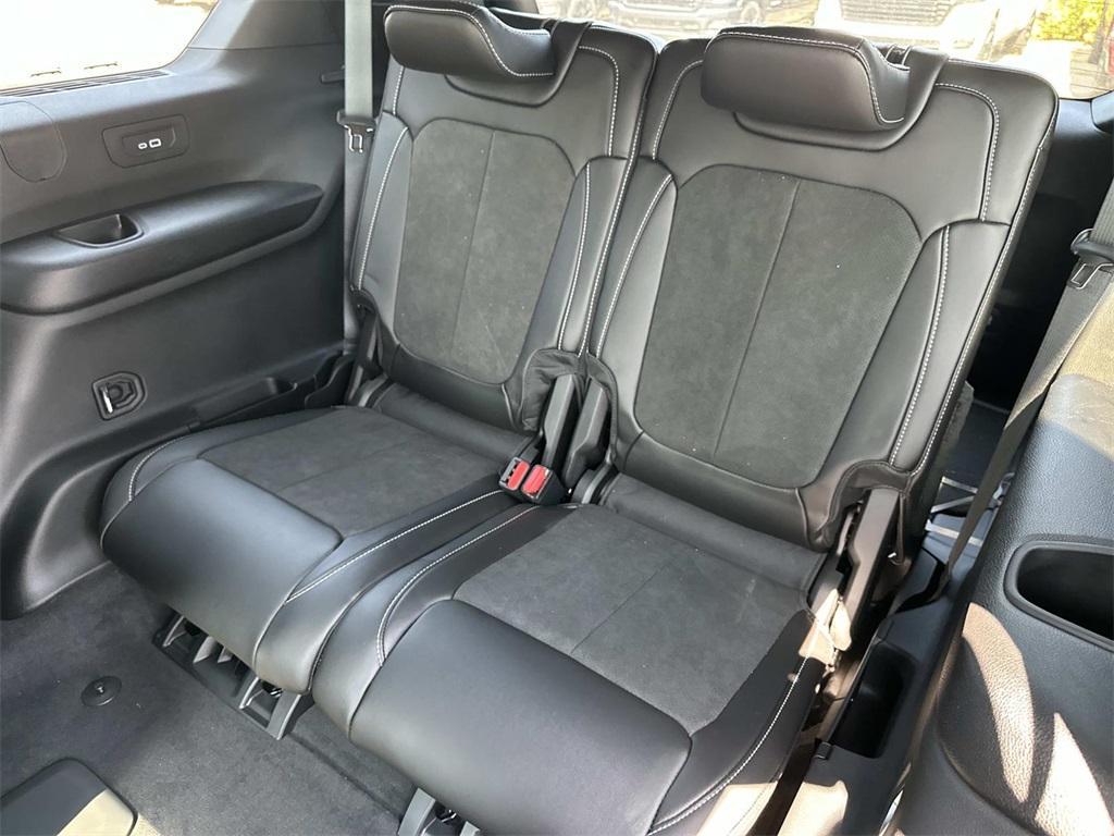 new 2025 Jeep Grand Cherokee L car, priced at $47,668