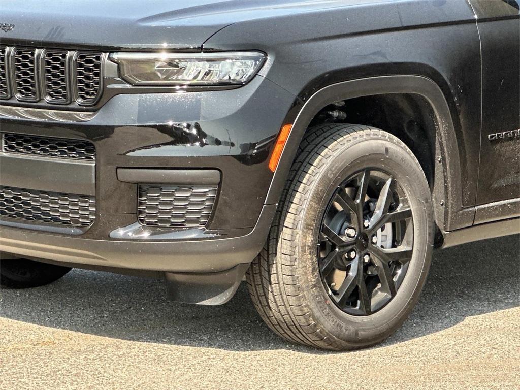 new 2025 Jeep Grand Cherokee L car, priced at $47,668