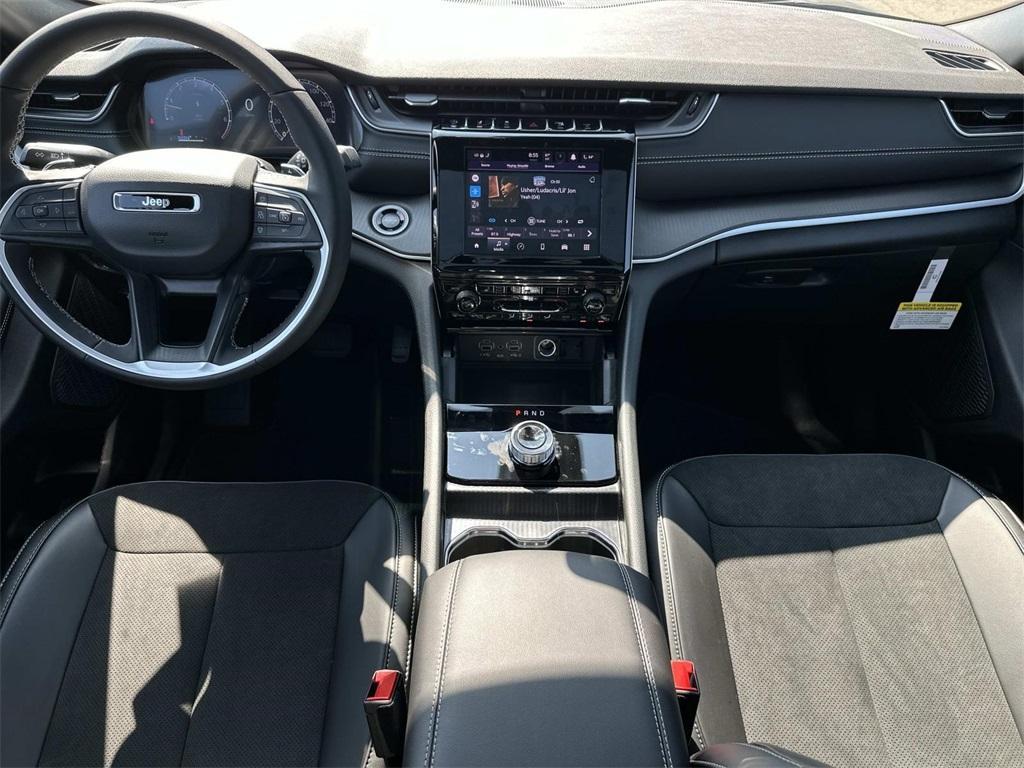 new 2025 Jeep Grand Cherokee L car, priced at $47,668