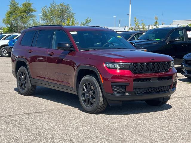 new 2024 Jeep Grand Cherokee L car, priced at $47,874