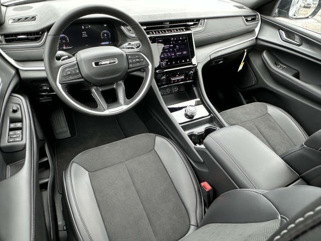 new 2025 Jeep Grand Cherokee L car, priced at $49,023