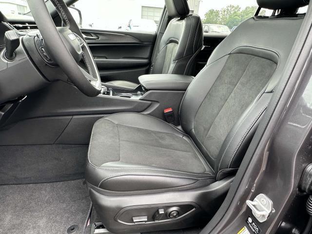 new 2025 Jeep Grand Cherokee L car, priced at $49,023