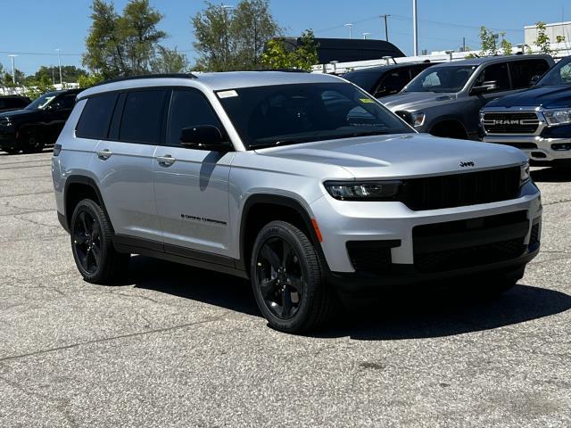 new 2024 Jeep Grand Cherokee L car, priced at $49,354