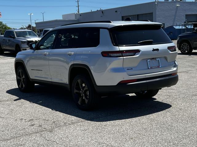 new 2024 Jeep Grand Cherokee L car, priced at $49,354