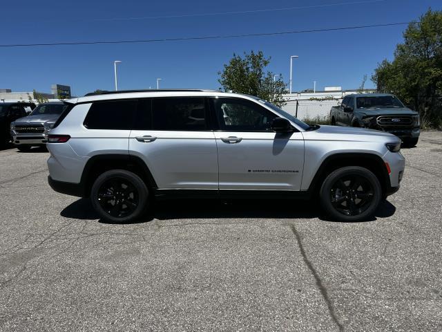 new 2024 Jeep Grand Cherokee L car, priced at $49,354