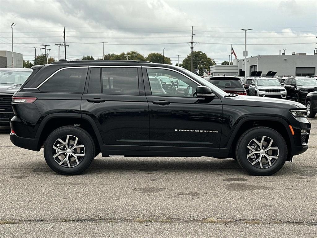 new 2025 Jeep Grand Cherokee car, priced at $46,867