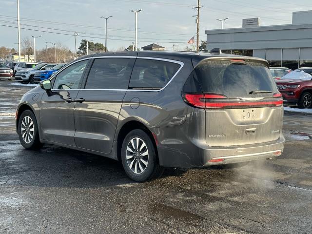 used 2022 Chrysler Pacifica Hybrid car, priced at $29,995