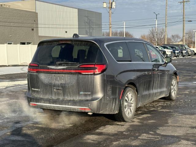 used 2022 Chrysler Pacifica Hybrid car, priced at $29,995