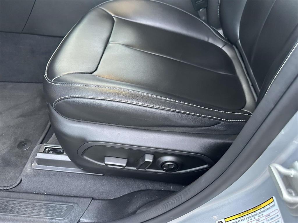 used 2023 Jeep Grand Cherokee car, priced at $32,679