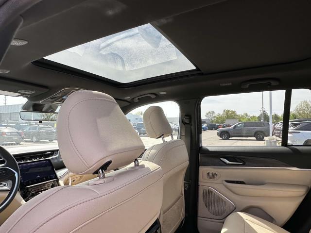 new 2025 Jeep Grand Cherokee car, priced at $52,966