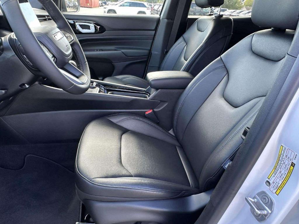 new 2026 Jeep Compass car, priced at $36,417