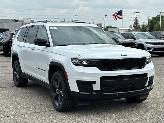 new 2025 Jeep Grand Cherokee L car, priced at $48,487