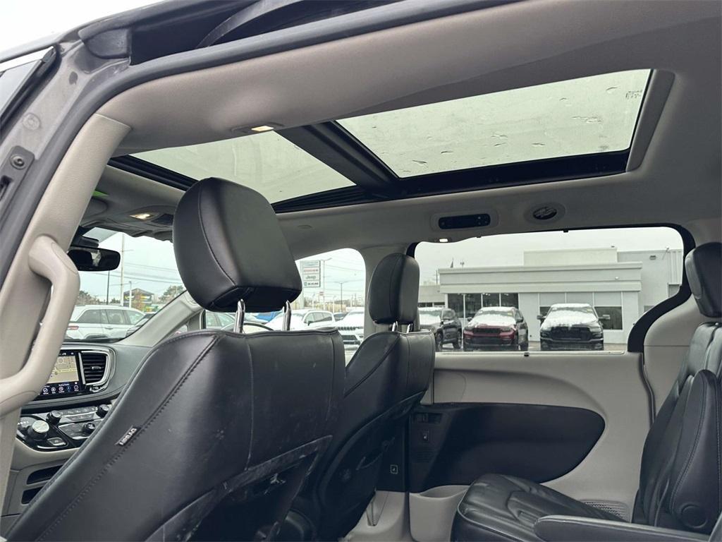 used 2019 Chrysler Pacifica car, priced at $19,995