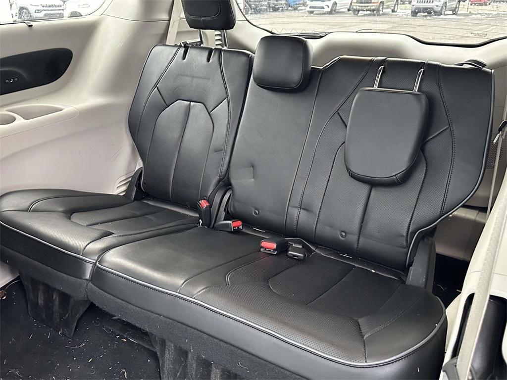 used 2019 Chrysler Pacifica car, priced at $19,995