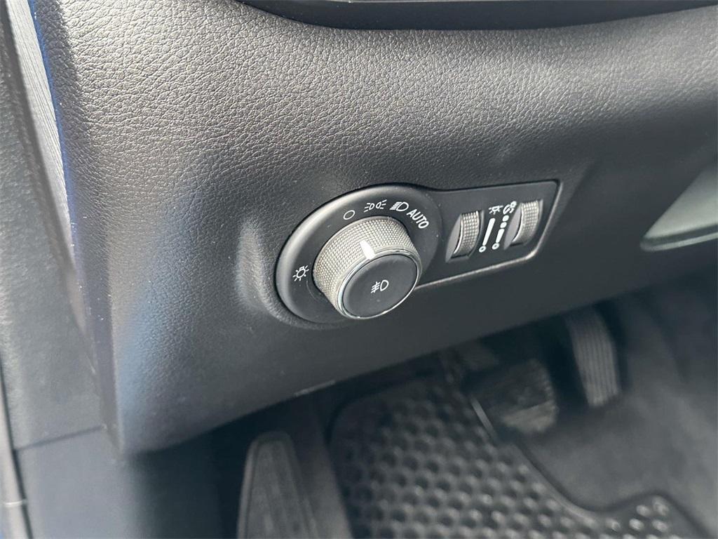 used 2022 Jeep Compass car, priced at $22,995