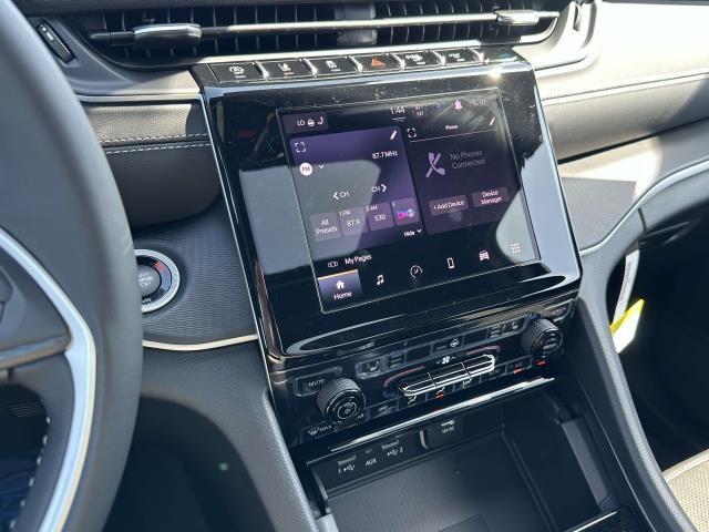 new 2025 Jeep Grand Cherokee car, priced at $46,527