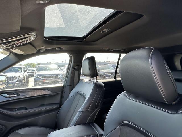 new 2025 Jeep Grand Cherokee car, priced at $46,527