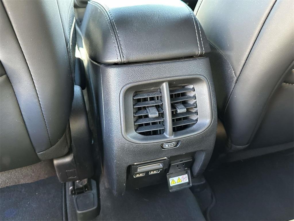 used 2019 Jeep Cherokee car, priced at $16,995