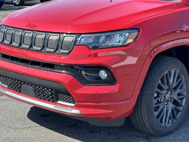 used 2022 Jeep Compass car, priced at $24,995