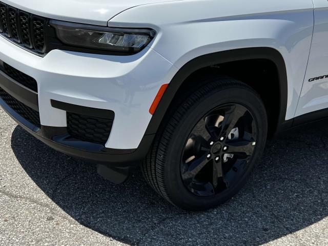 new 2024 Jeep Grand Cherokee L car, priced at $47,318