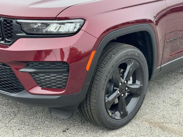 new 2025 Jeep Grand Cherokee car, priced at $46,864