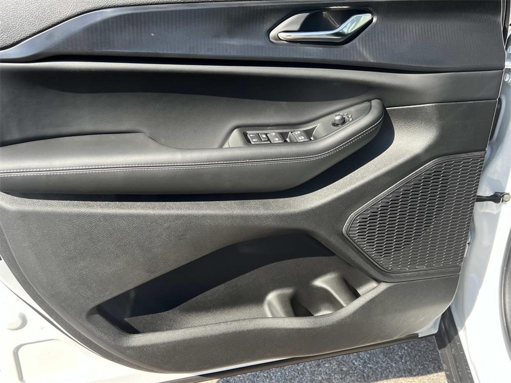 new 2025 Jeep Grand Cherokee car, priced at $45,172