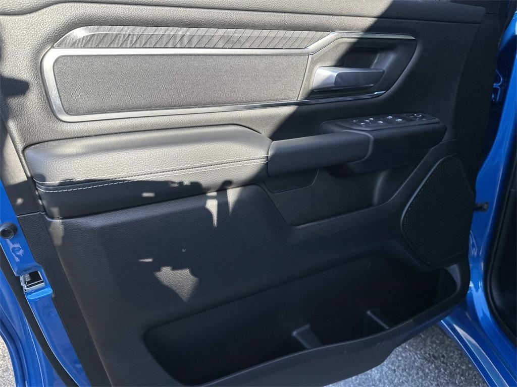 new 2025 Ram 1500 car, priced at $53,698
