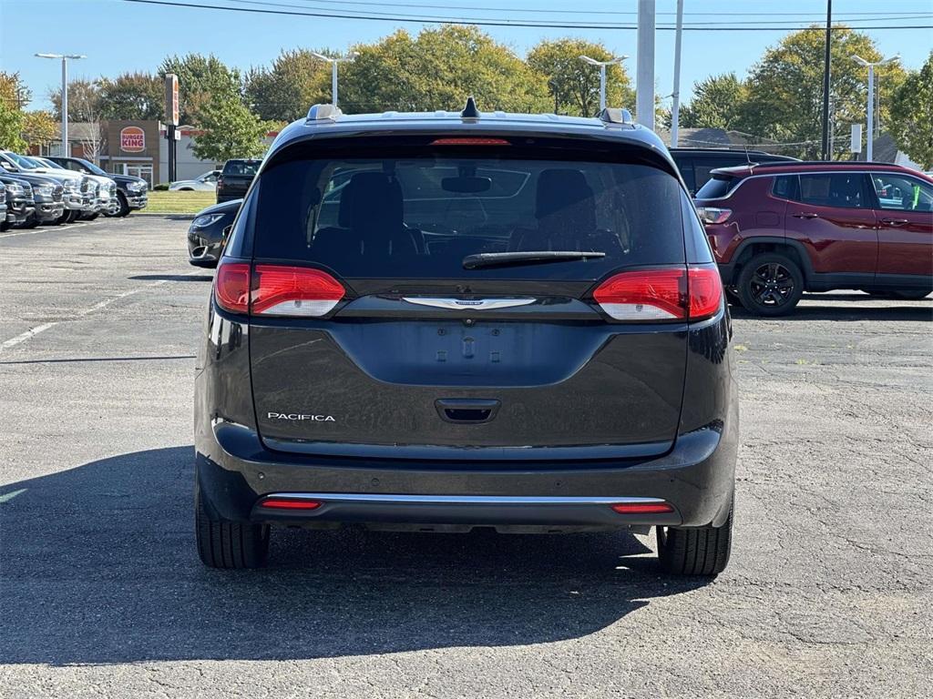 used 2018 Chrysler Pacifica car, priced at $17,995