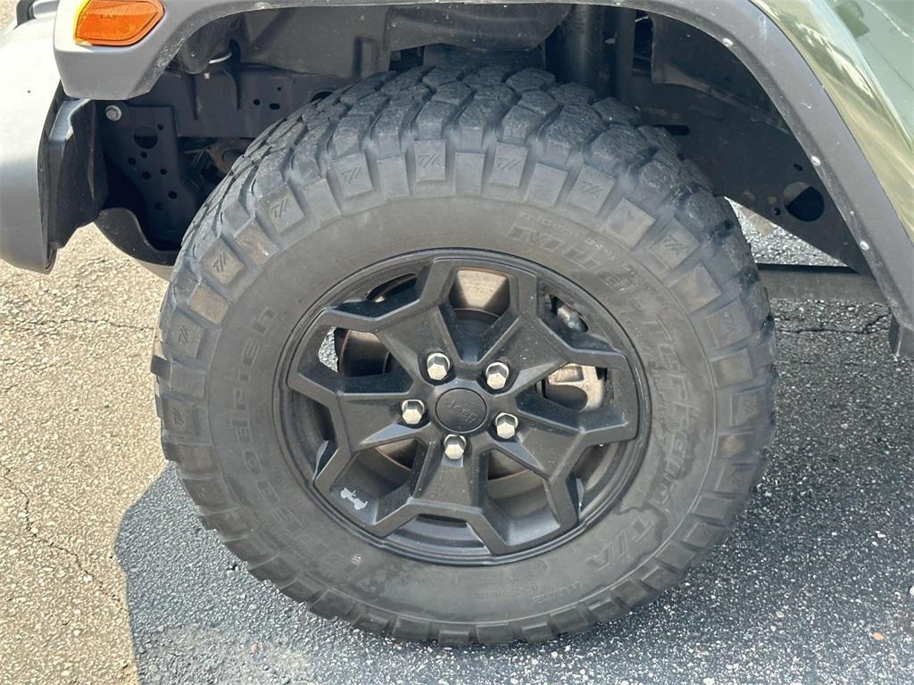 used 2022 Jeep Gladiator car, priced at $35,995