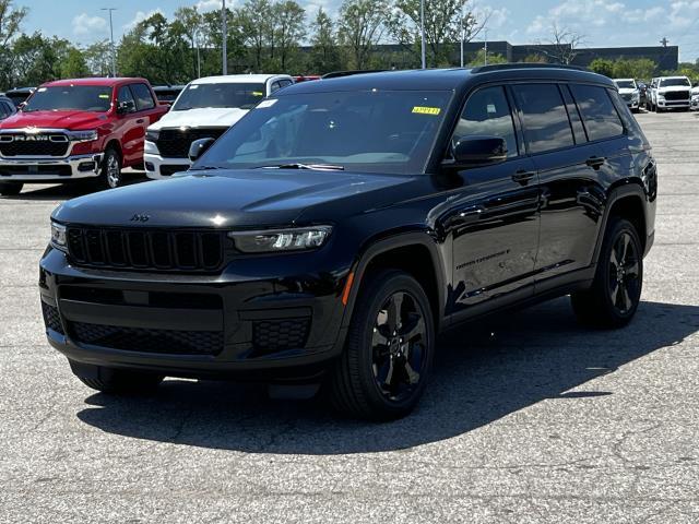 new 2024 Jeep Grand Cherokee L car, priced at $49,354