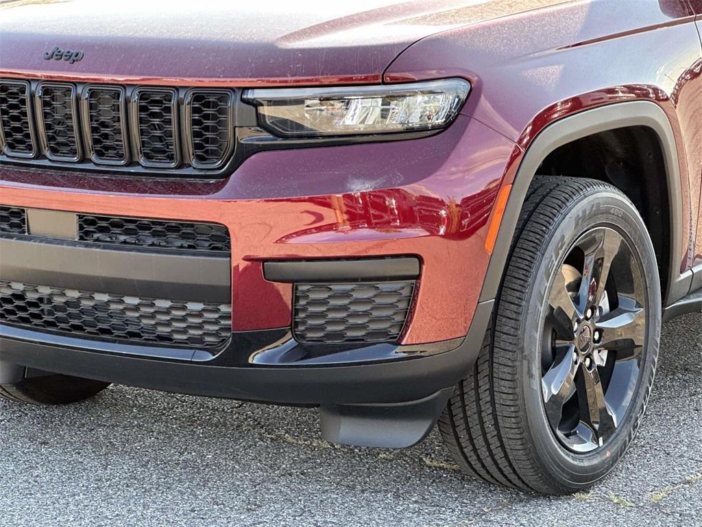 new 2025 Jeep Grand Cherokee L car, priced at $49,811