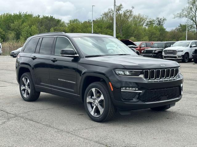new 2025 Jeep Grand Cherokee car, priced at $53,862
