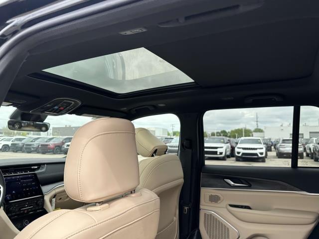 new 2025 Jeep Grand Cherokee car, priced at $53,862