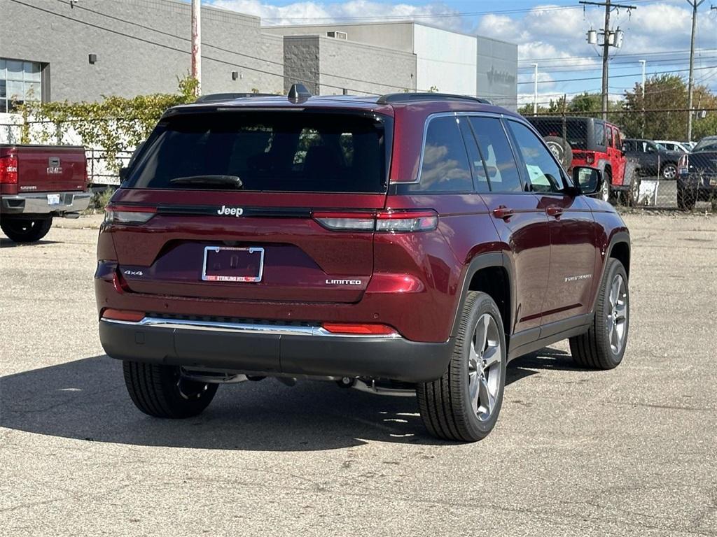 new 2025 Jeep Grand Cherokee car, priced at $53,091