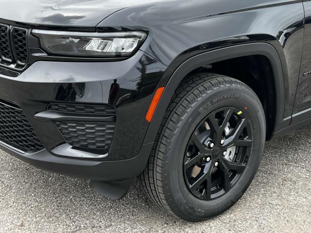 new 2024 Jeep Grand Cherokee car, priced at $46,364