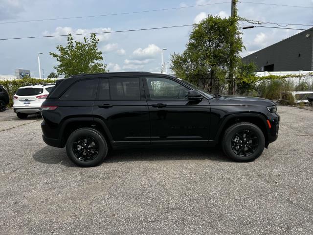 new 2024 Jeep Grand Cherokee car, priced at $46,364